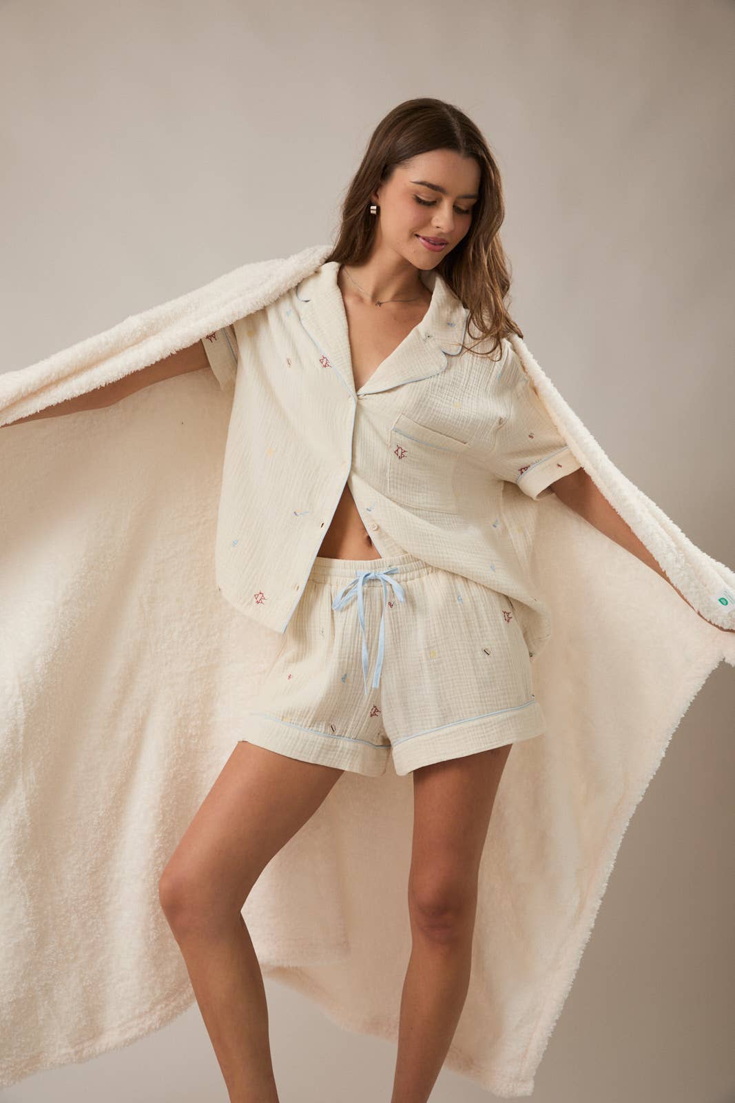 EMBROIDERED DETAIL PAJAMA SHORTS