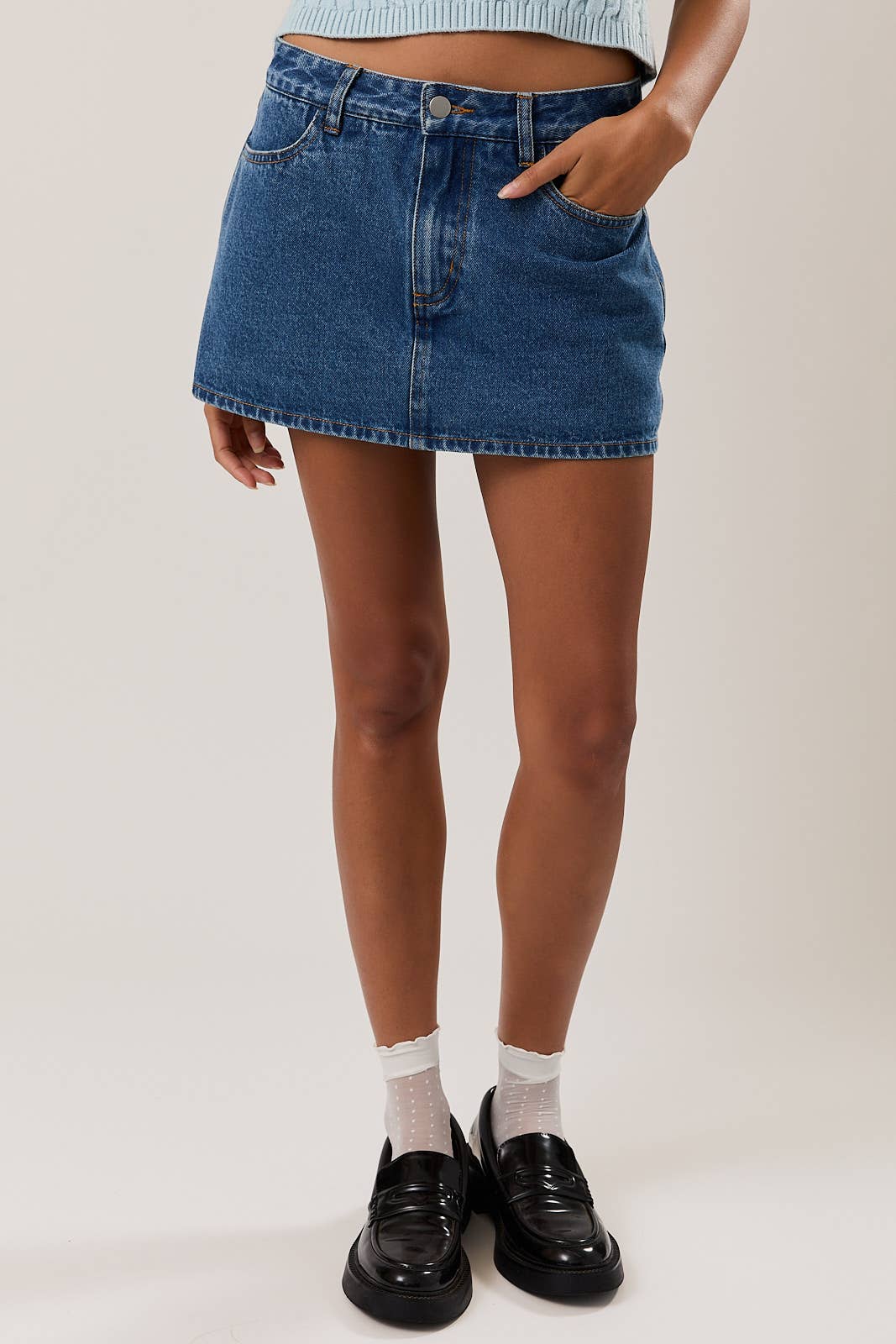 MID WAIST DENIM SKORT