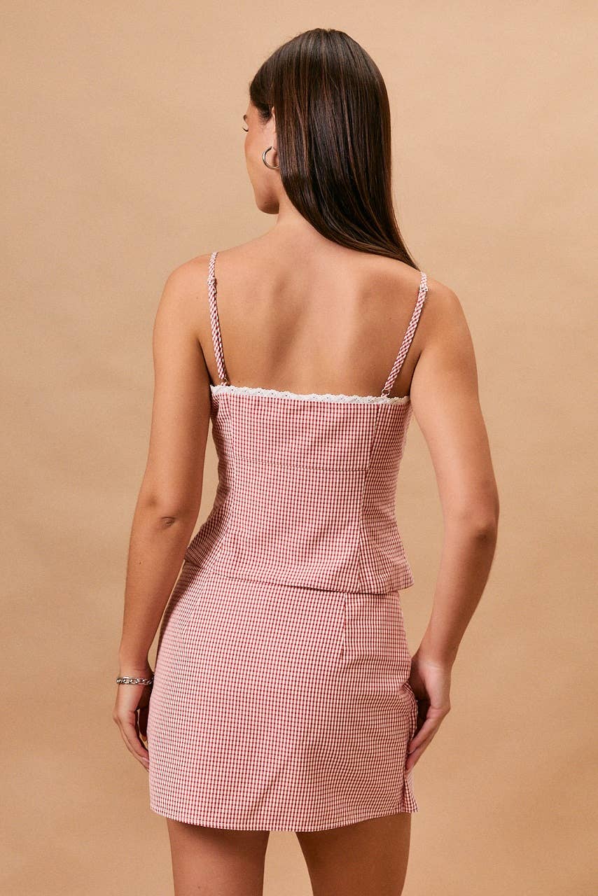 SLEEVELESS GINGHAM TOP WITH TRIM DETAIL