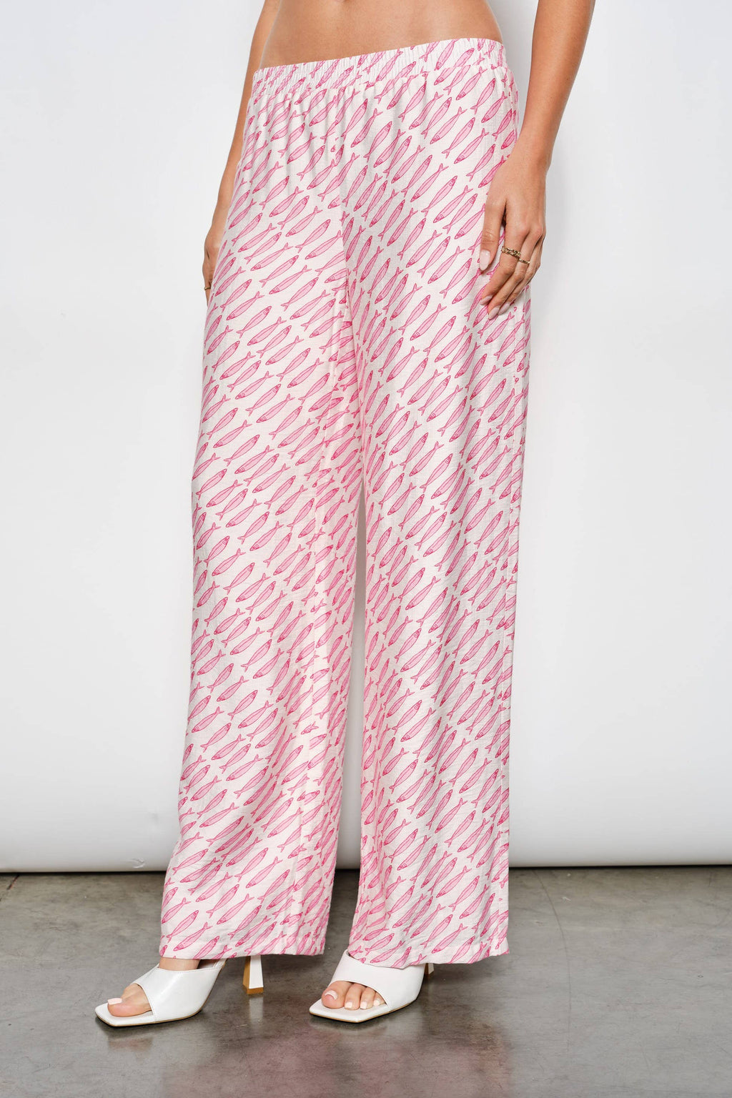 ILIANA FISH PRINT PANTS