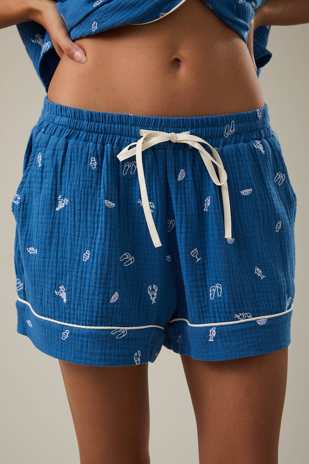 EMBROIDERED DETAIL PAJAMA SHORTS