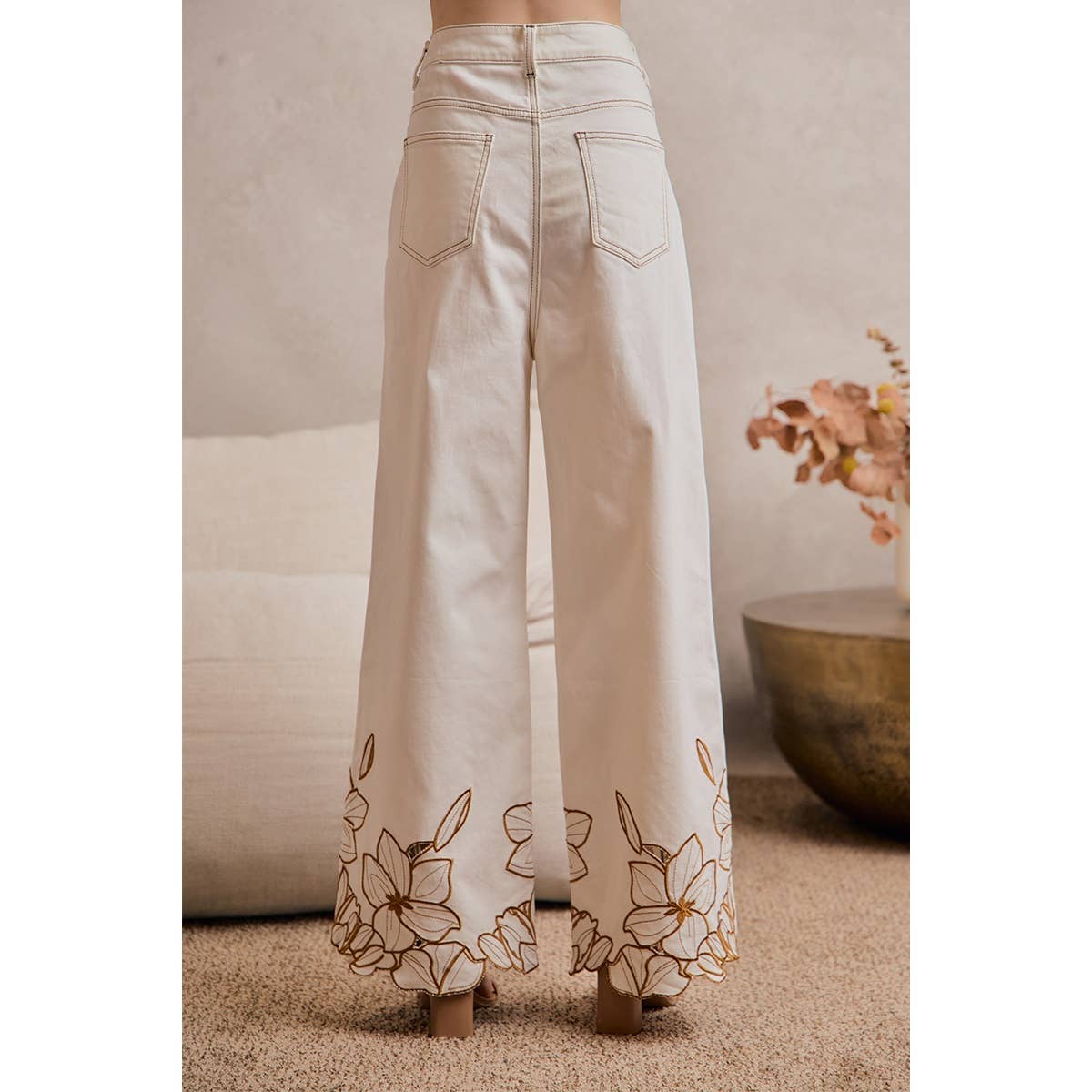 FLORAL EMBROIDERY SCALLOP HEM DETAIL WIDE PANTS