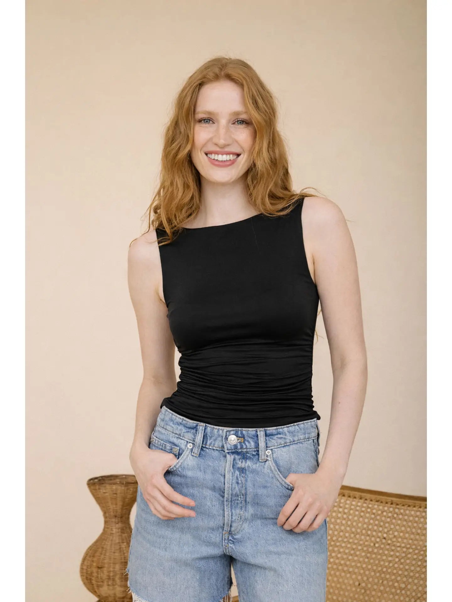 Boat Neck Sleeveless Ruched Detail Seamless Knit Top