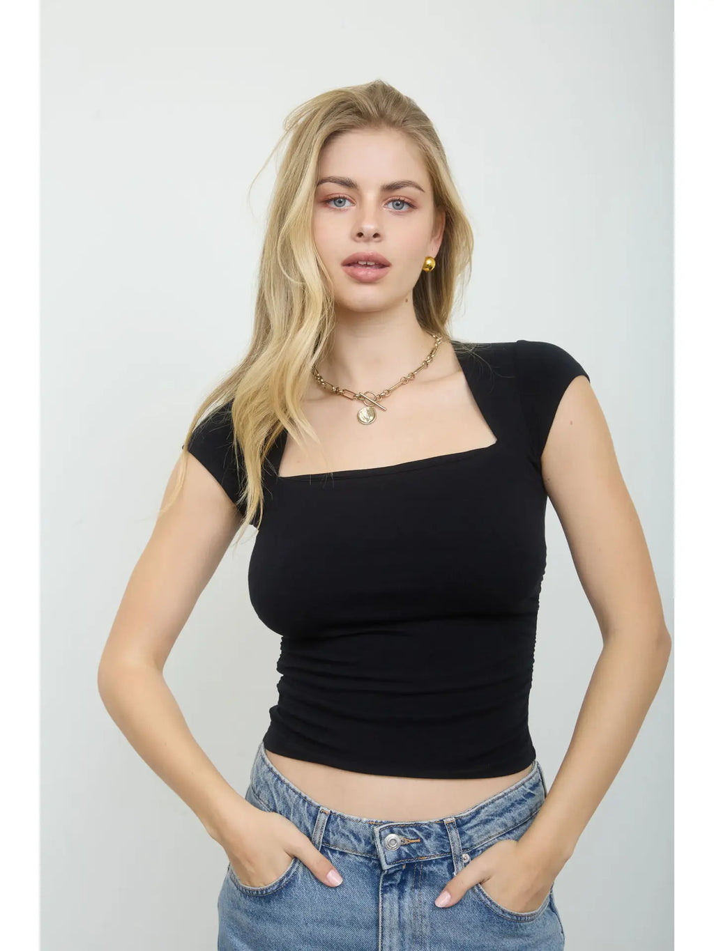 Short Sleeve Square Neck