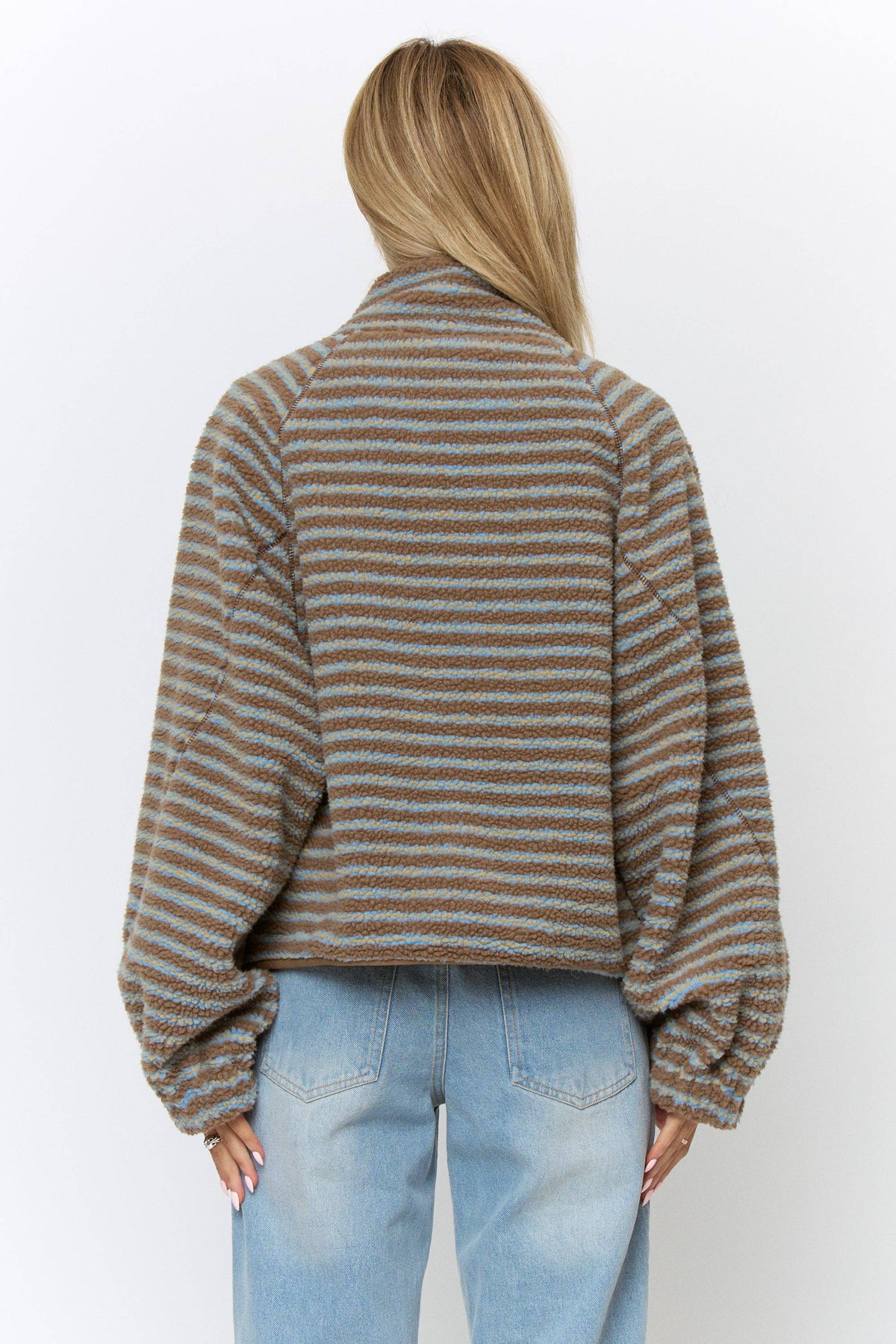OVERSIZED PRINTED FLEECE JACKET
