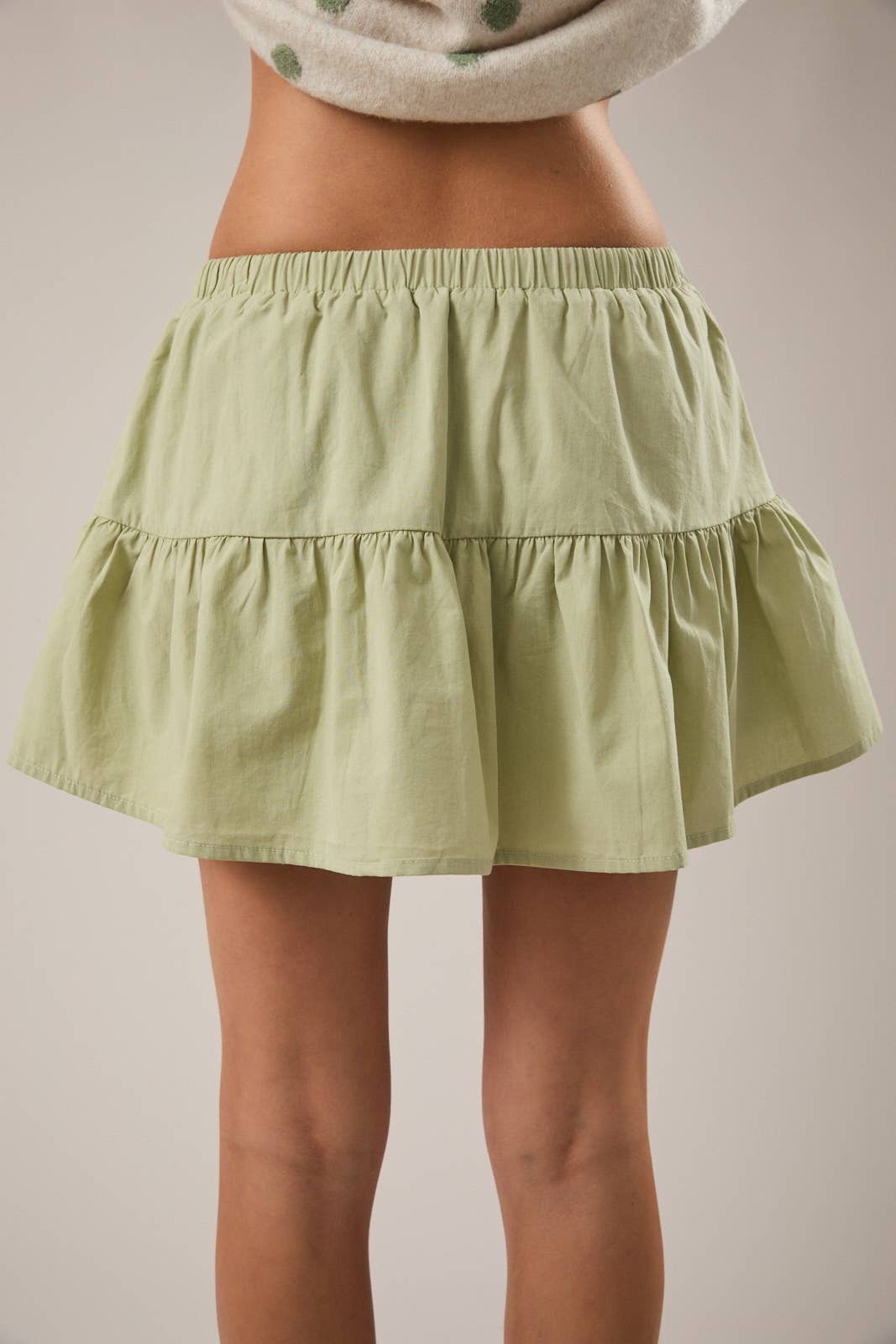 MID-RISE TIERED SKORT
