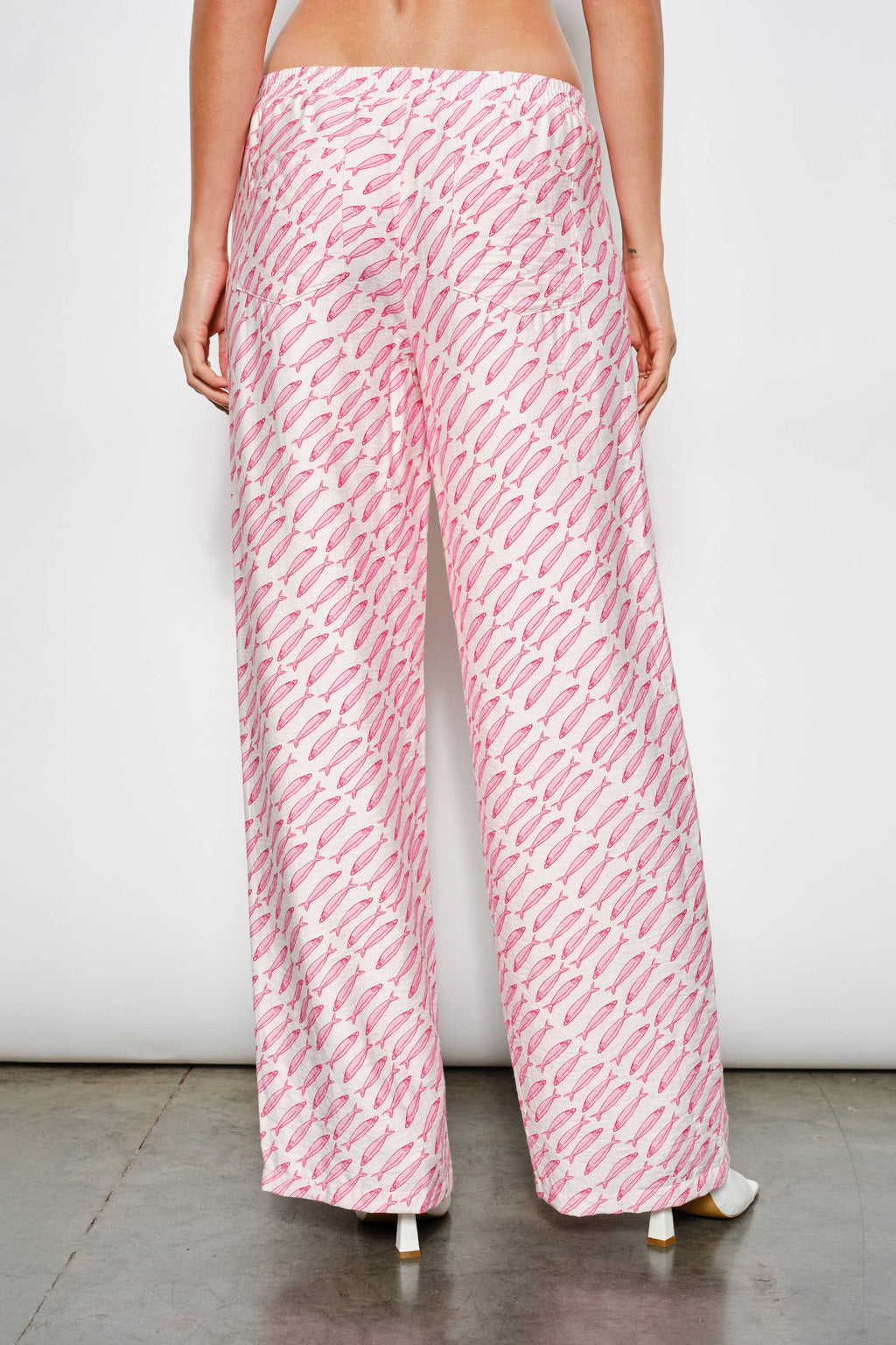 ILIANA FISH PRINT PANTS