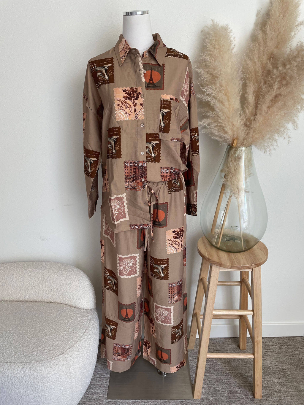 STAMP PRINT SHIRT AND PANT SET