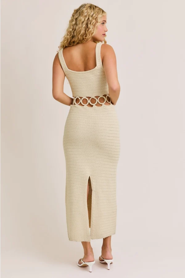 Crochet perfection with a cutout waist detail — made for summer glow-ups