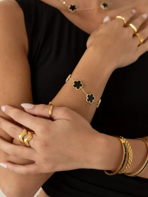 clover bracelet